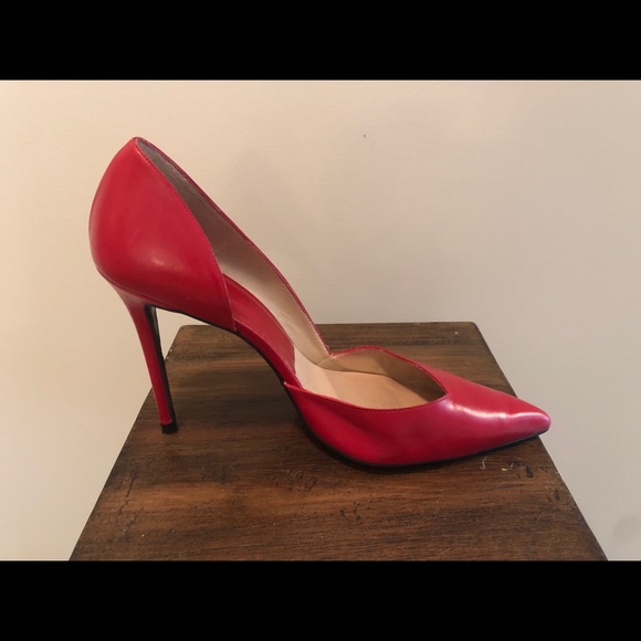 Zara Woman Red Pumps - Picture 2 of 6
